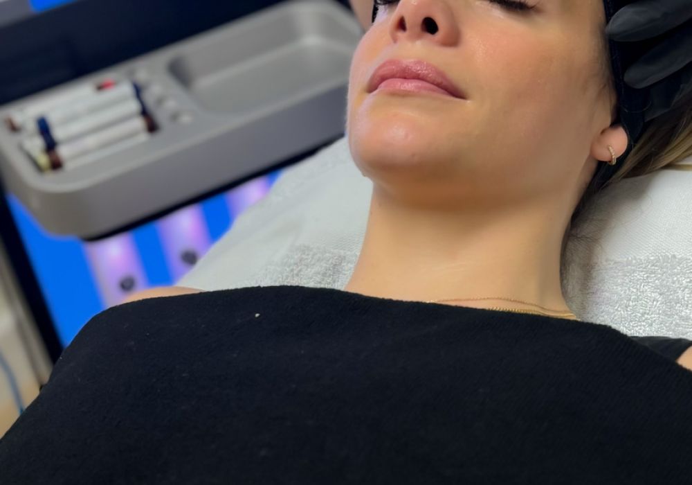 Soin Hydrafacial Signature