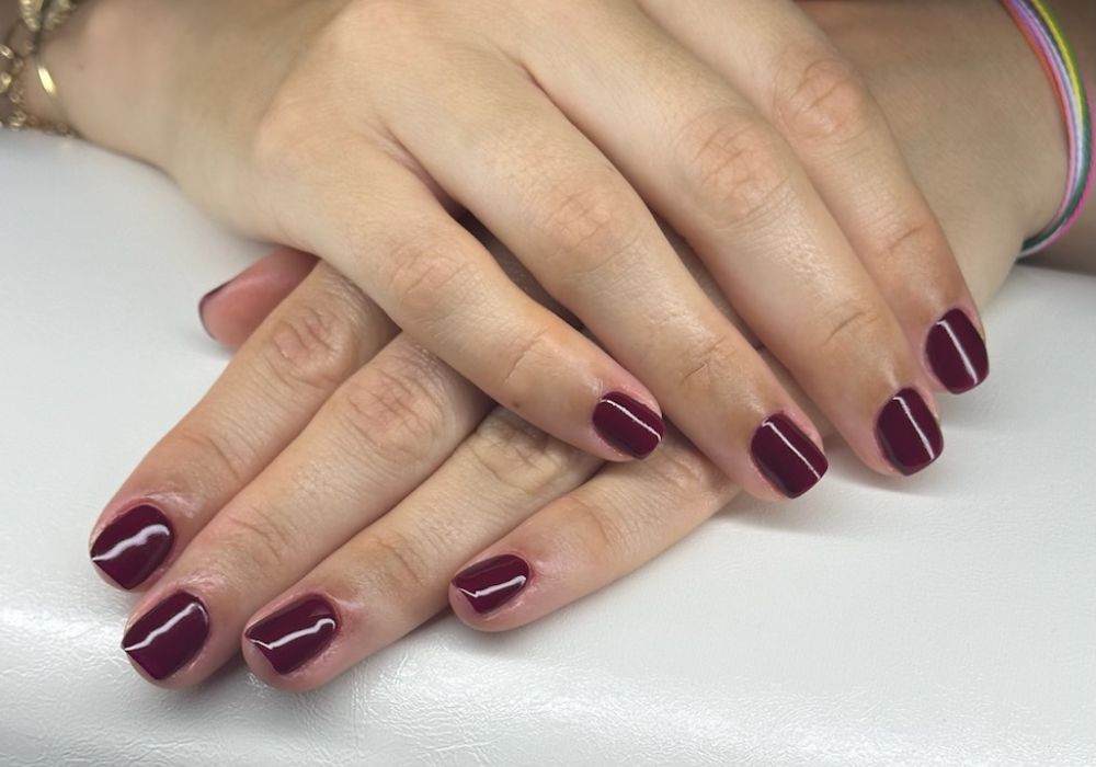 Onglerie – Dépose + repose semi-permanent (mains ou pieds)